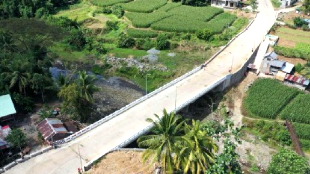 DPWH completes P118-M bridge in La Union