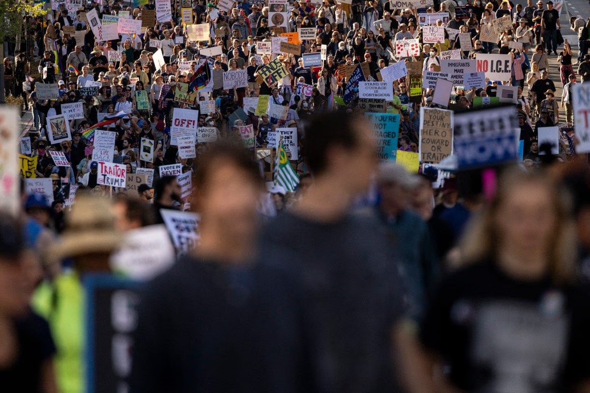 Massive protests erupt across U.S. and abroad against Trump’s return to ...
