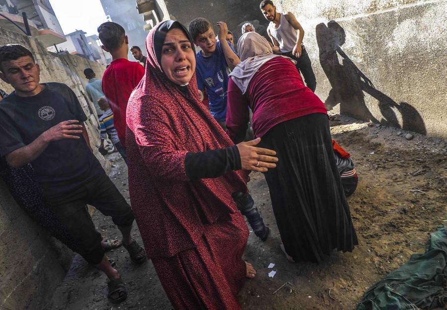 Settlers attack Palestinian villages in West Bank